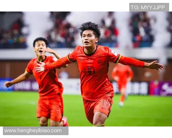 深圳足球队在世界杯预选赛中的团队协作表现分析与点评 深圳足球队在世界杯预选赛中的团队协作表现分析与点评