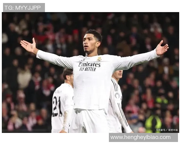 足球明星在场上的位置解析与角色分析详解 足球明星在场上的位置解析与角色分析详解